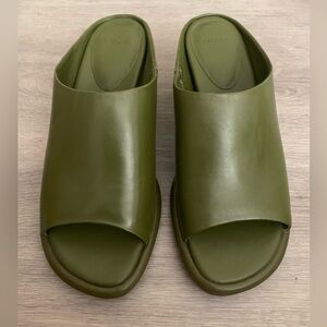 VINCE sandals in olive green